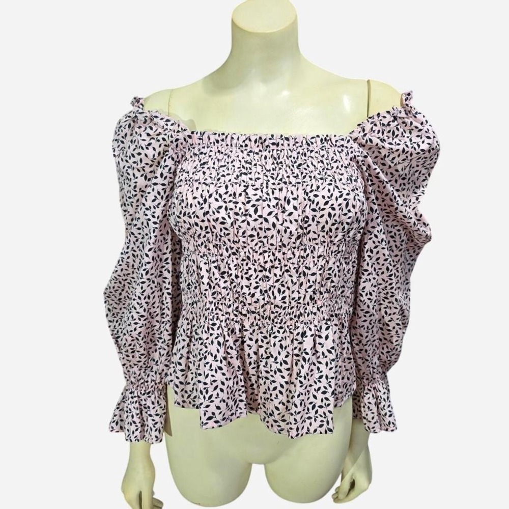 What not to wear pink and black floral off?The shoulder top size small